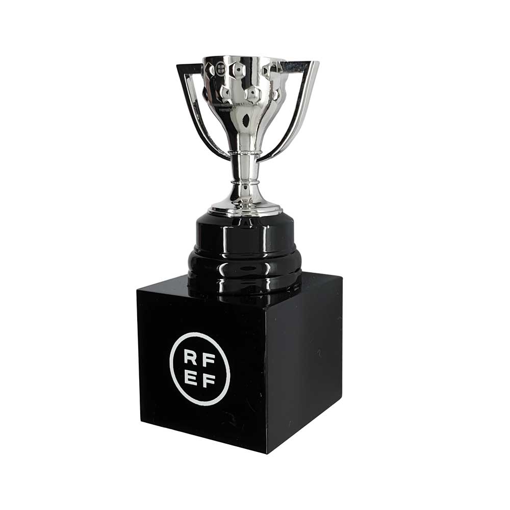 La Liga - Trophy Replica on Wooden Pedestal (45mm)