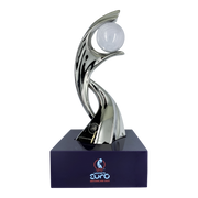 UEFA Women's EURO 2025 – Pokal auf Acrylsockel (150 mm)