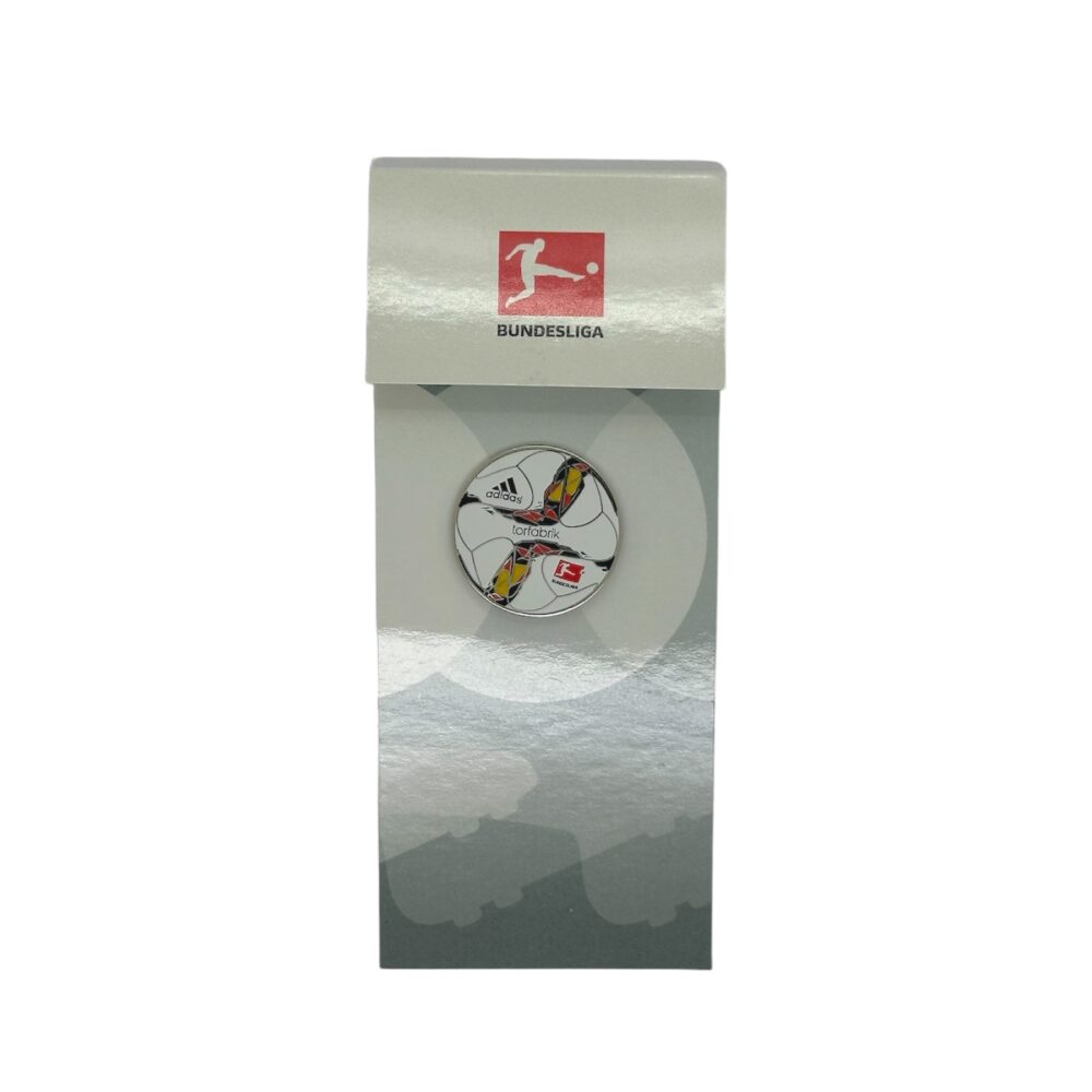 Bundesliga - Pin Matchball „Adidas Torfabrik“ (Saison 2015/16)