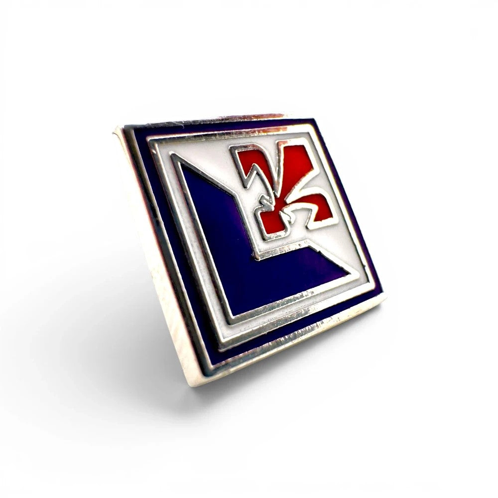 Am Ball ACF Fiorentina Anstecknadel mit quadratischem Logo in Blau, Weiß und Rot