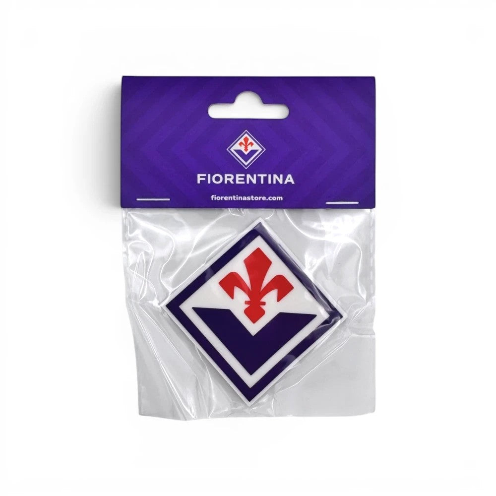 Am Ball ACF Fiorentina Magnet mit Vereinslogo in Violett und Rot in der Originalverpackung
