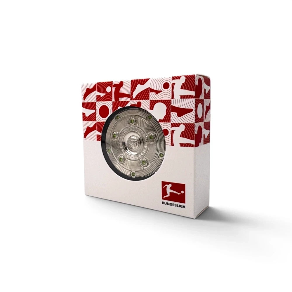 Am Ball 1. Bundesliga Meisterschale Miniatur in dekorativer weiß-roter Sammlerbox mit Bundesliga-Logo