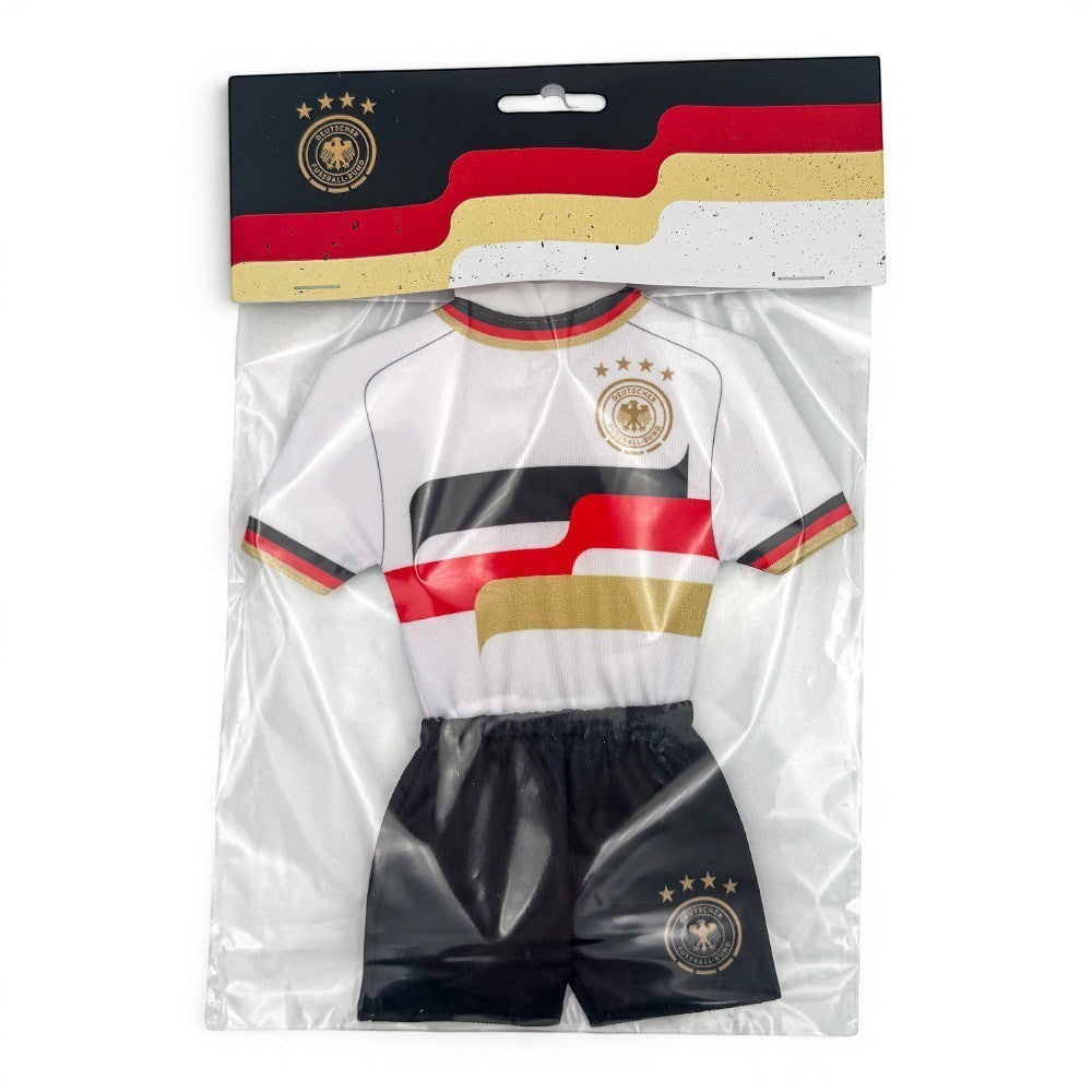 Am Ball DFB Mini-Trikot Set mit Trikot und Shorts im offiziellen Deutschland-Design mit 4 Sternen in Verpackung