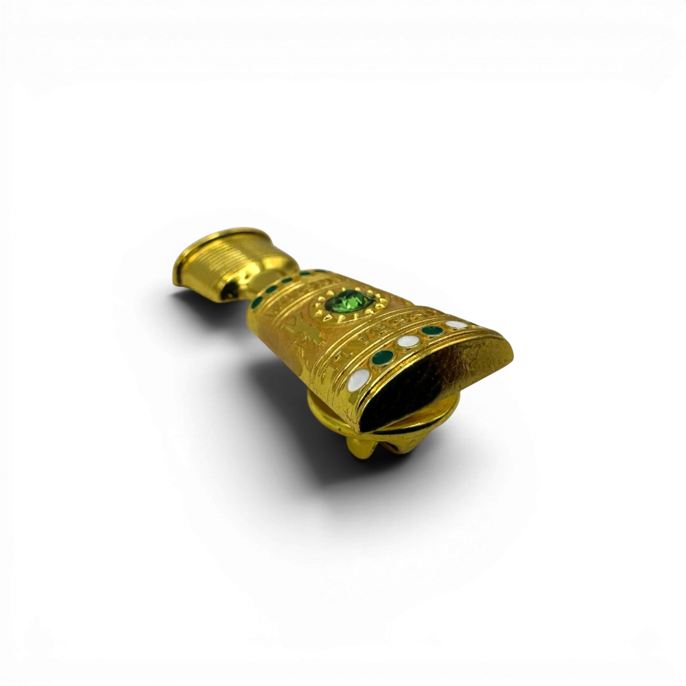 Am Ball DFB-Pokal Pin-Anstecker Pokal-Miniatur in Gold mit grünen und weißen Details, Zamak