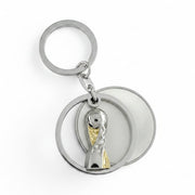 Am Ball Franz-Beckenbauer-Supercup Schlüsselanhänger aus Zamak in Silber und Gold mit zweigeteiltem Ringdesign.