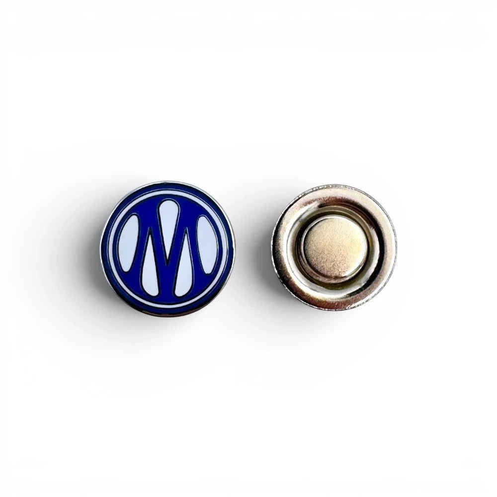 Am Ball Olympique Marseille Magnet-Pin mit blau-weißem Logo-Design für Fans