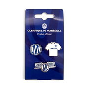 Am Ball Olympique de Marseille Pin-Set mit Trikot, Logo und Velodrome-Motiv auf blauer Trägerkarte