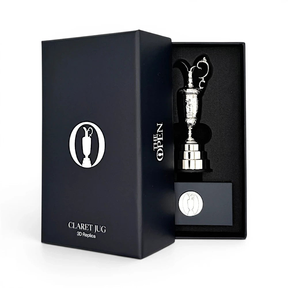 Am Ball The Open Claret Jug 100 mm Trophäe in silberner Optik auf Acrylsockel in schwarzer Geschenkbox