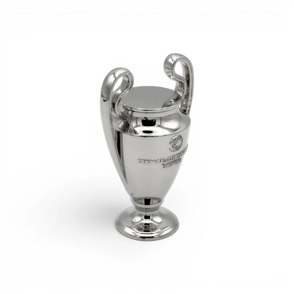 Am Ball UEFA Champions League Pokal-Replik aus Zamak, 80 mm, silberfarben, für Fußballfans