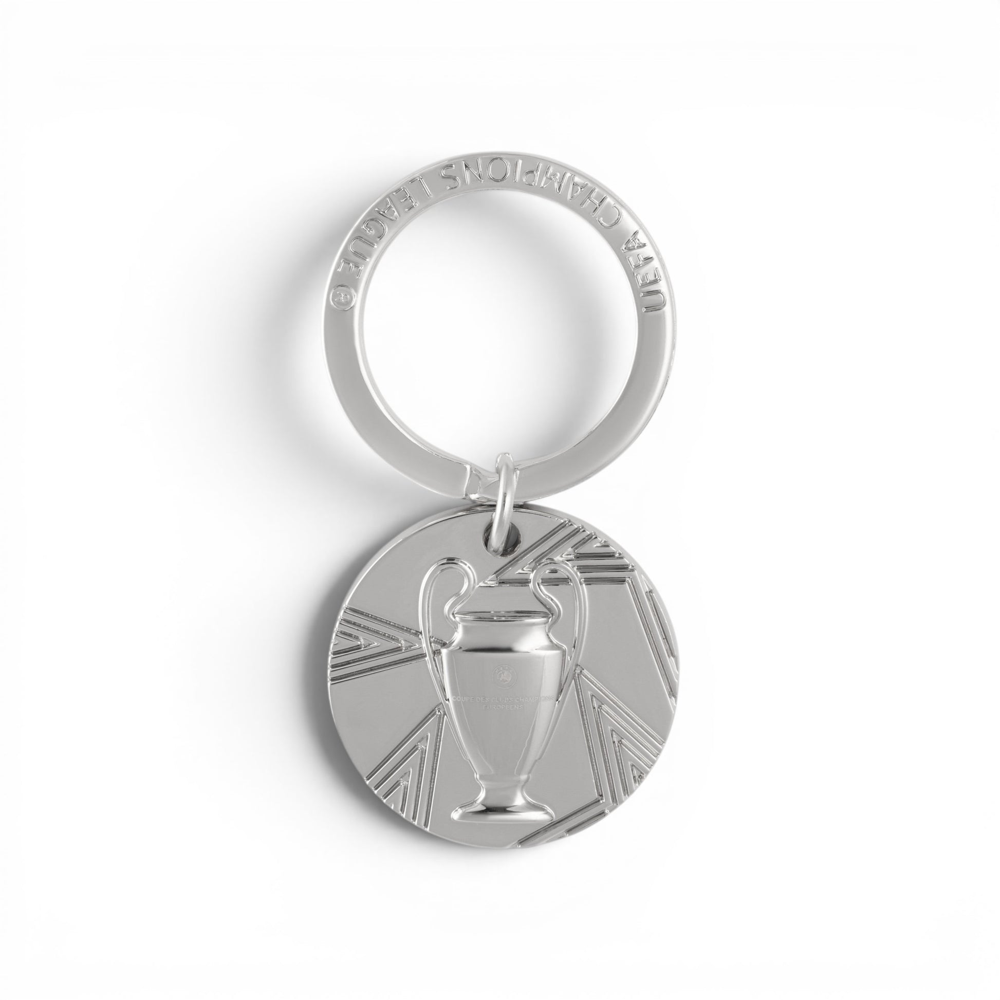 Am Ball UEFA Champions League Schlüsselanhänger in Silber mit detailliertem Pokal-Emblem und geometrischem Design