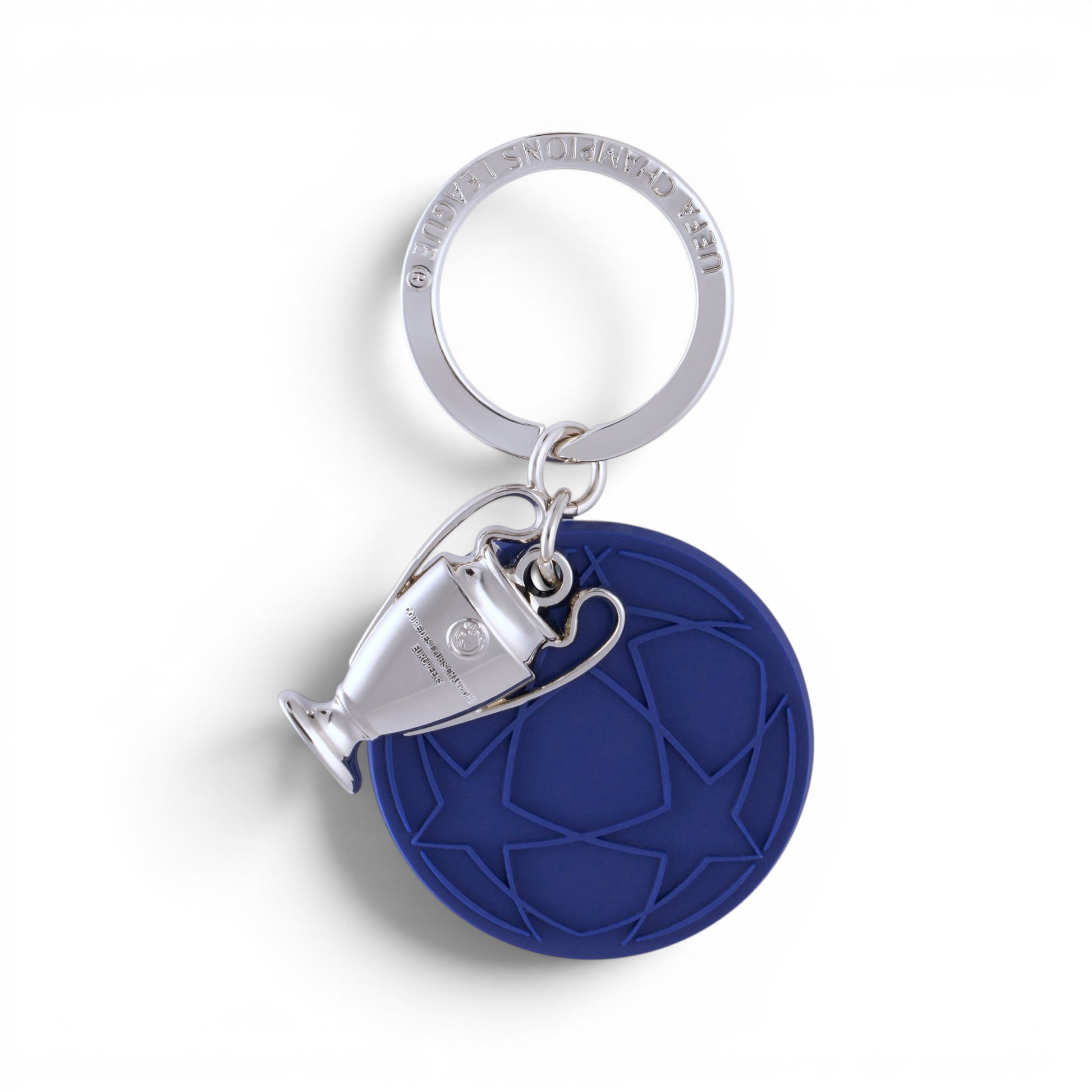 Am Ball UEFA Champions League Schlüsselanhänger mit blauem PVC-Sternmuster und silbernem 2D-Pokal-Anhänger aus Zamak