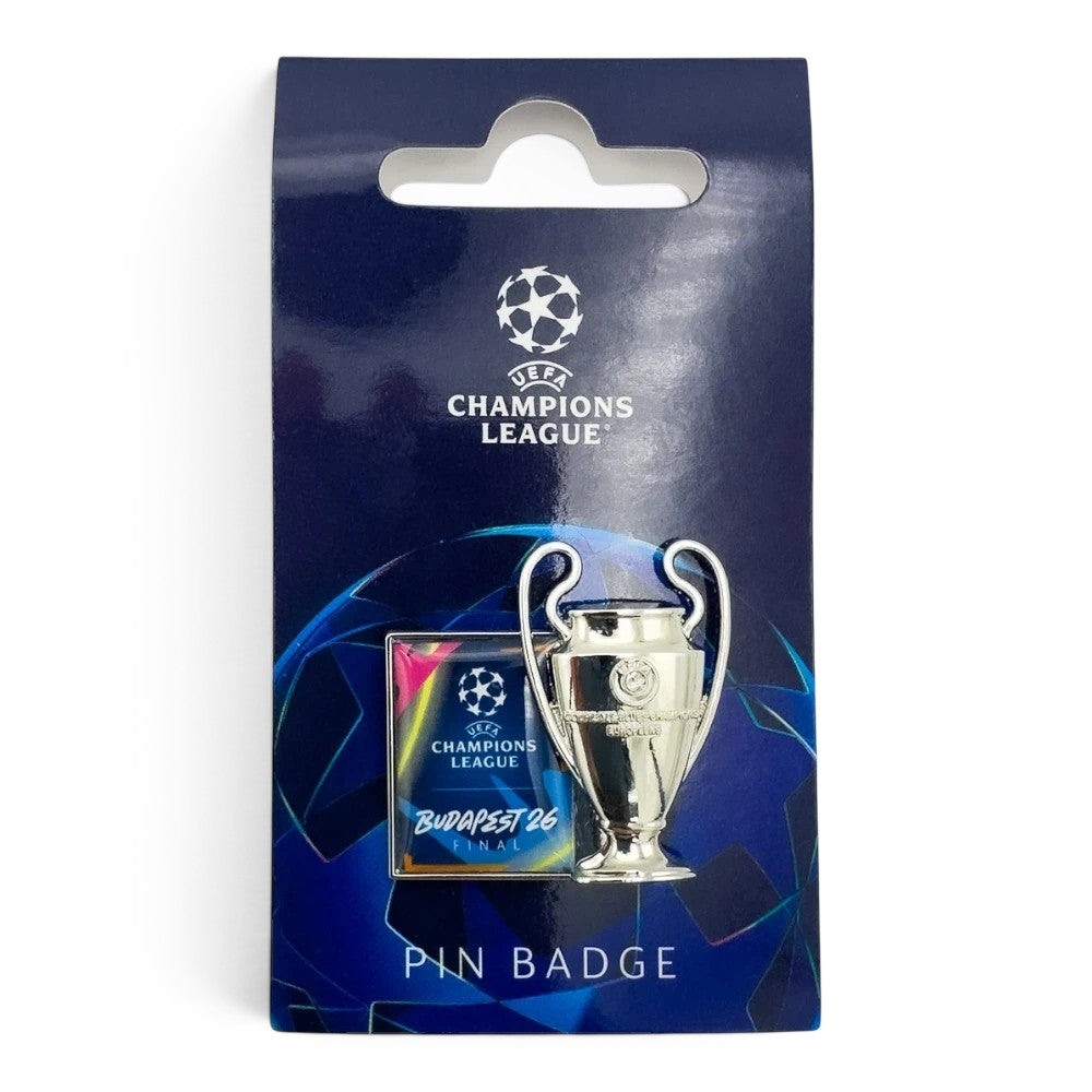 Am Ball UEFA Champions League Trophäen-Anstecker mit Budapest 26 Final-Plakette in Silber, Blau, Pink und Gelb. Zamak.
