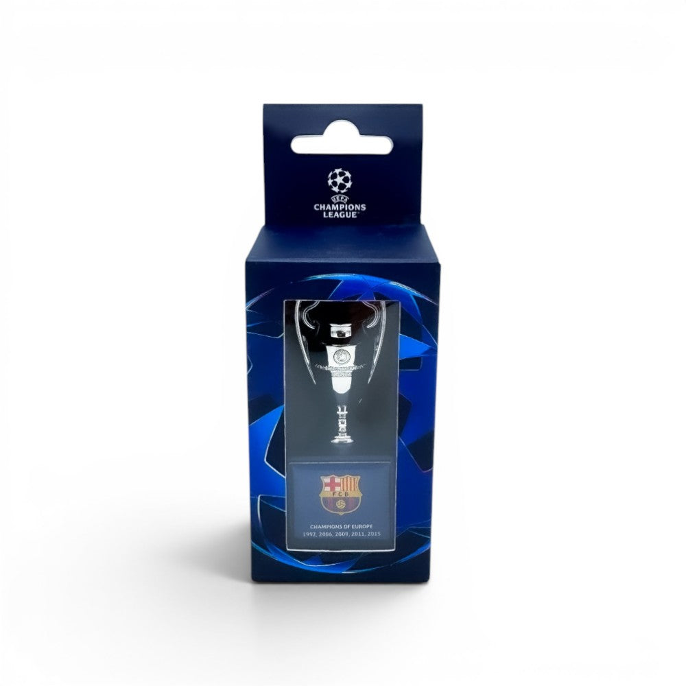 UEFA Champions League Pokal-Replika 45mm auf FC Barcelona Holzsockel in offizieller Geschenkverpackung