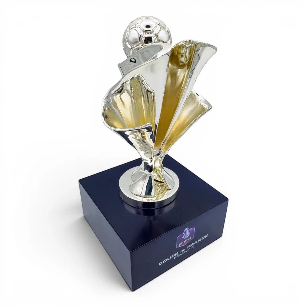 Coupe de France Féminine Trophäen-Nachbildung aus Zamak auf einem eleganten schwarzen Acrylsockel