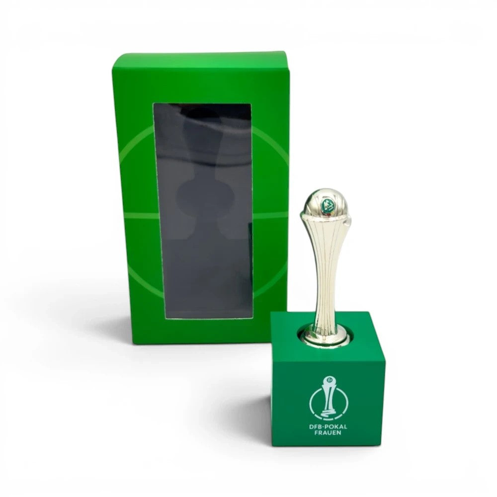 70mm DFB-Pokal Frauen Trophäen-Nachbildung aus Zamak auf grünem Acrylsockel mit offizieller Geschenkbox