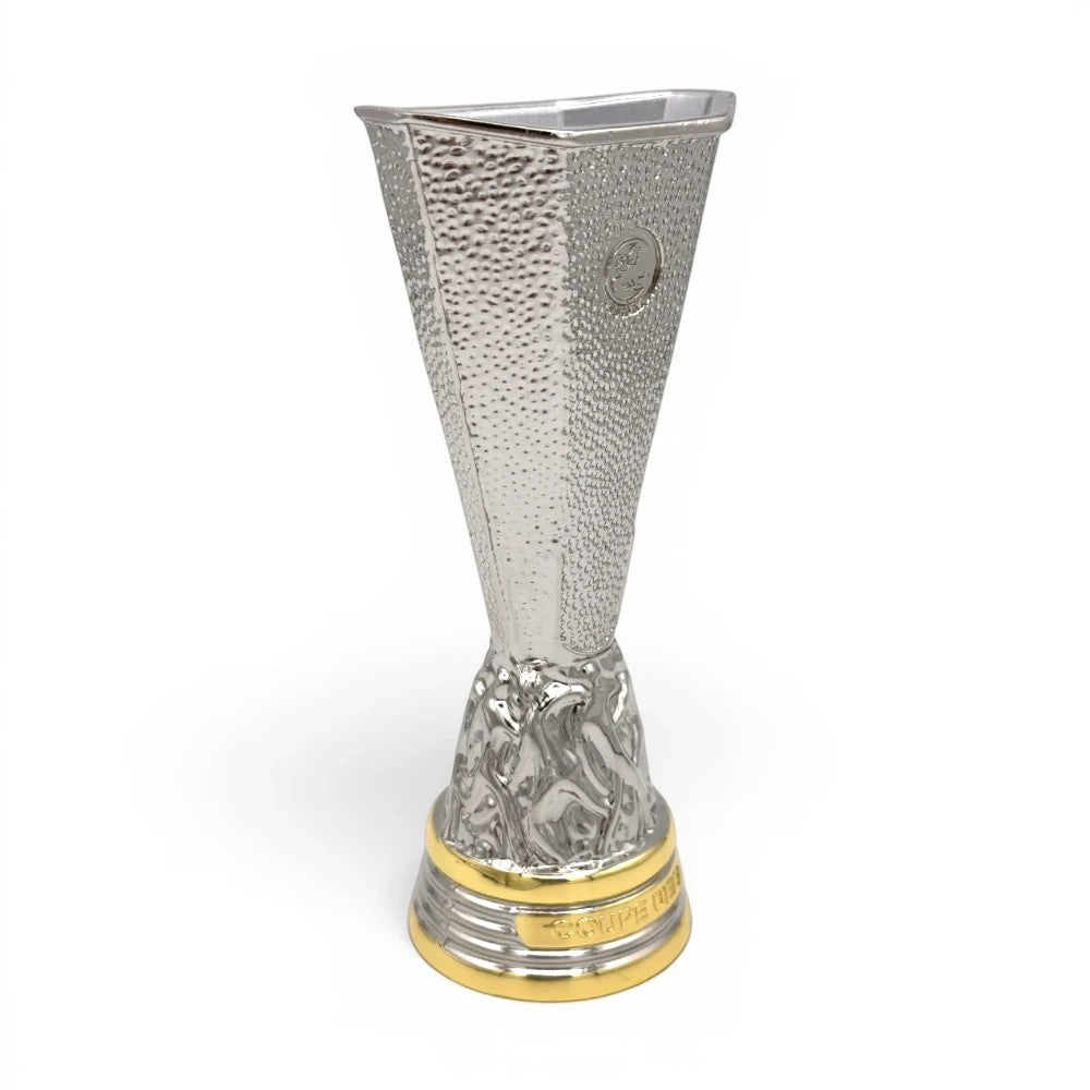 UEFA Europa League Trophäen-Nachbildung aus Zamak in Silber und Gold, 150 mm hoch.