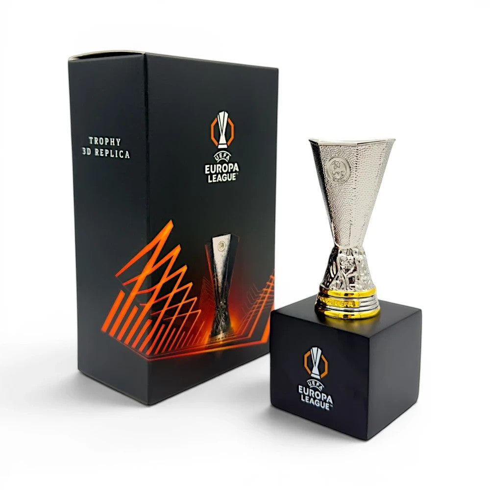 UEFA Europa League Trophäen-Nachbildung aus Zamak auf schwarzem Holzsockel mit offizieller Geschenkbox
