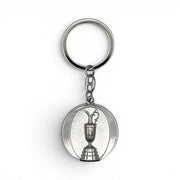 The Open Trophy Schlüsselanhänger aus silberfarbenem Metall mit eingraviertem Claret Jug Motiv