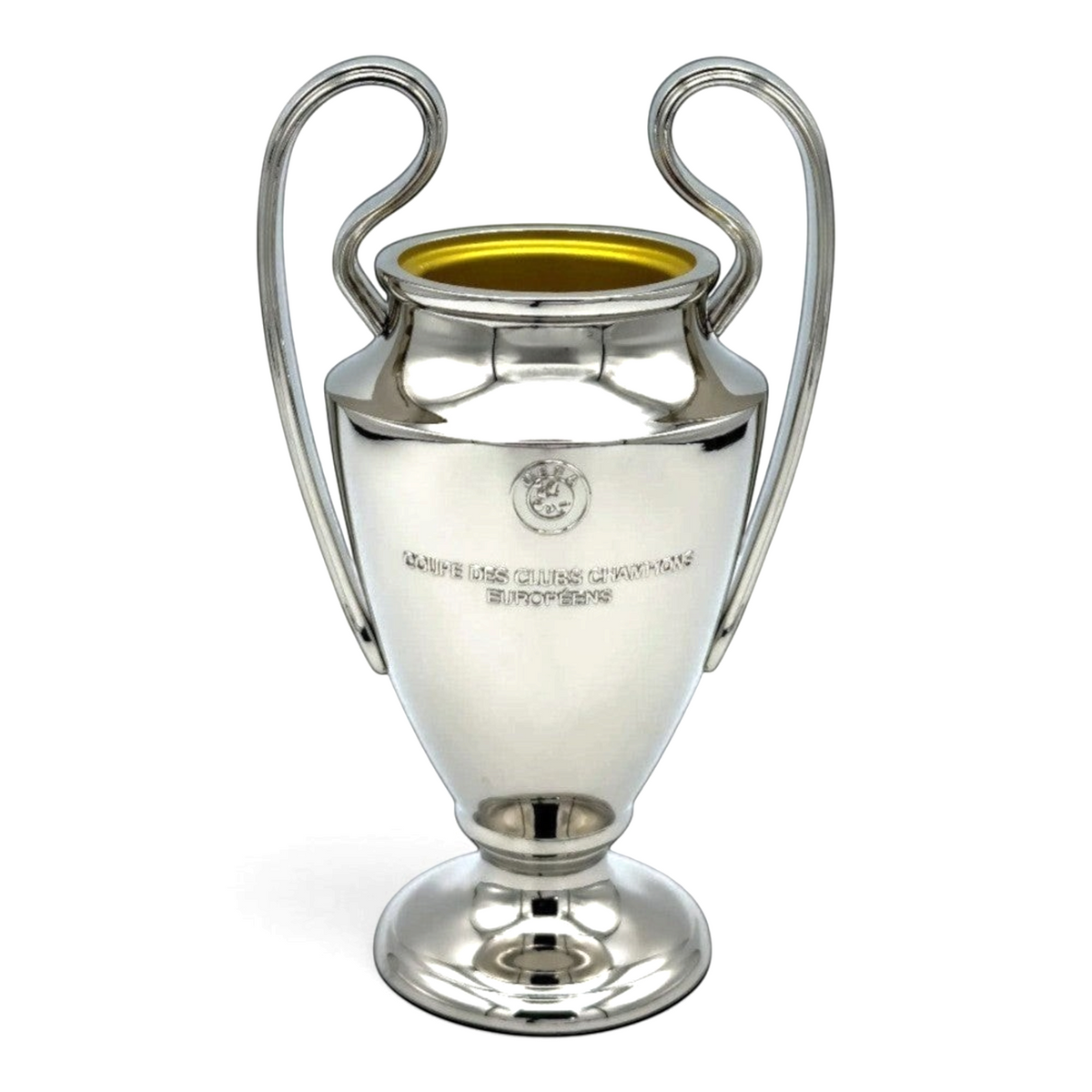 Officially licensed UEFA Champions League Trophy Replica, 150mm, silberfarben, mit Henkeln und goldfarbenem Innenraum.