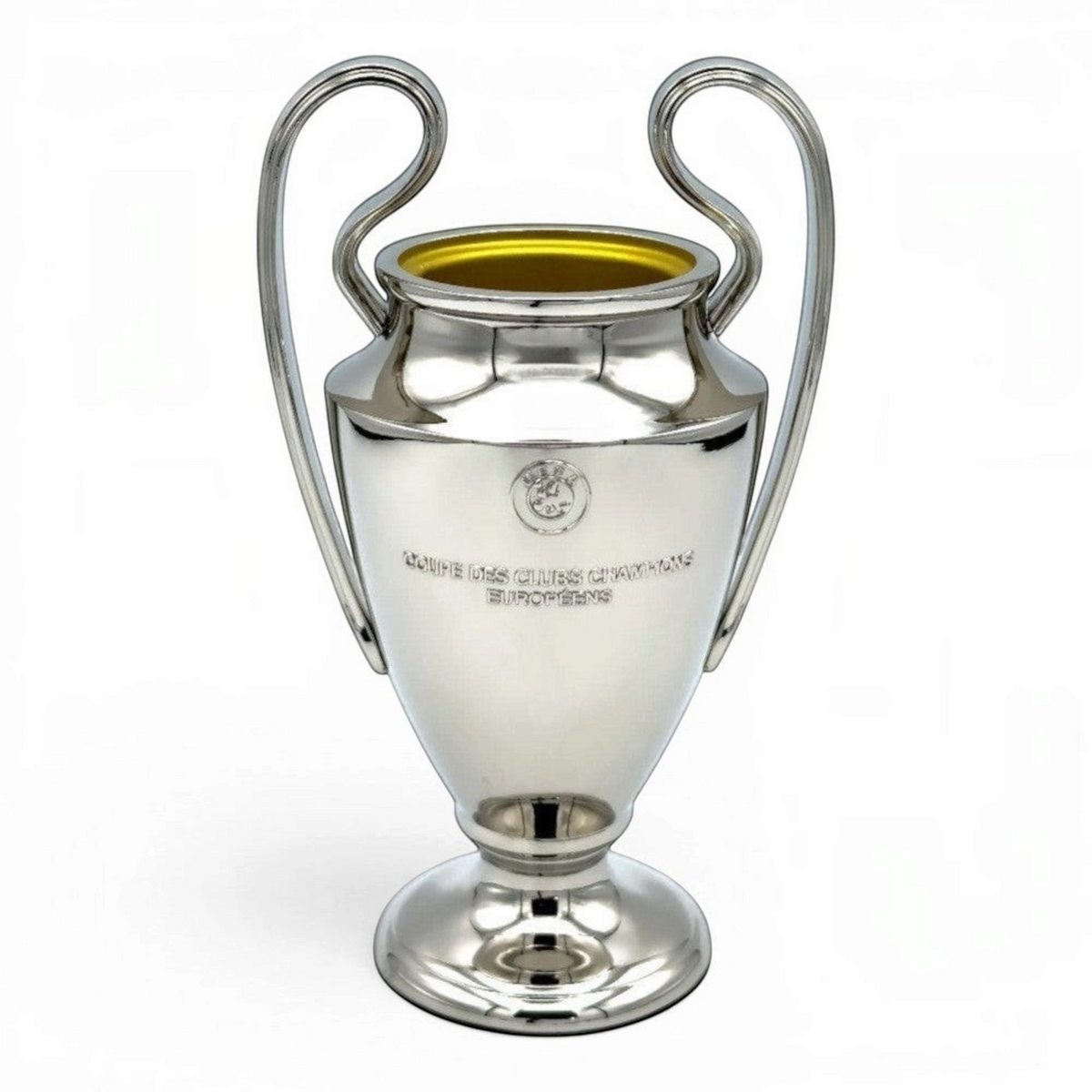 Officially licensed UEFA Champions League Trophy Replica, 150mm, silberfarben, mit Henkeln und goldfarbenem Innenraum.