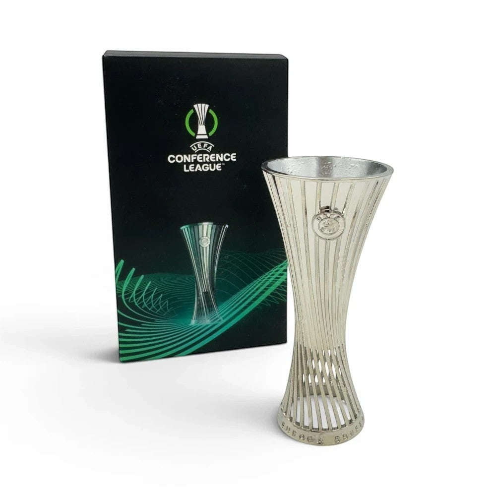 UEFA Europa Conference League Trophäen-Nachbildung aus Zamak mit offizieller Geschenkbox