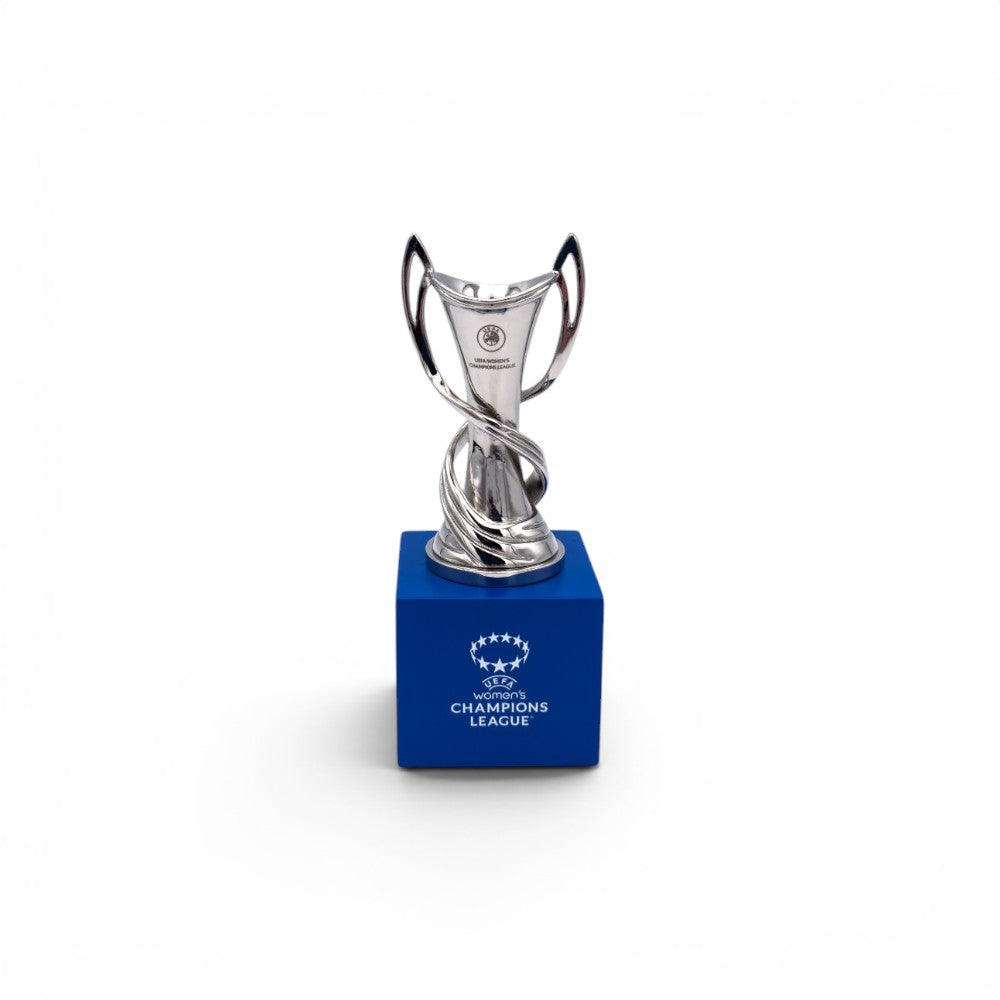 UEFA Women's Champions League Trophäen-Replika, 70 mm hoch auf blauem Sockel mit offiziellem Logo.